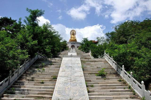 避开人群,探寻隐藏在五线城市的生态景区—莱芜莲花山