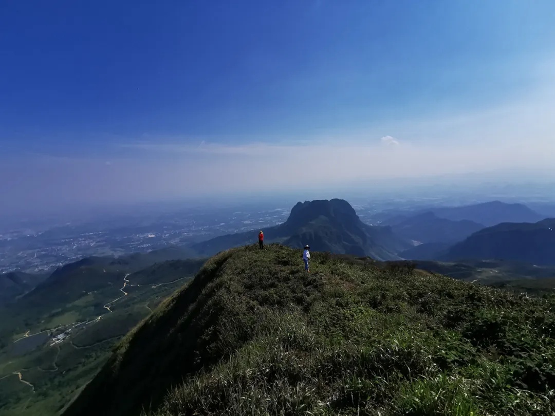 拥抱大自然, 待平天山国家森林公园开园后, 把登山提上行程表吧~ 贵港