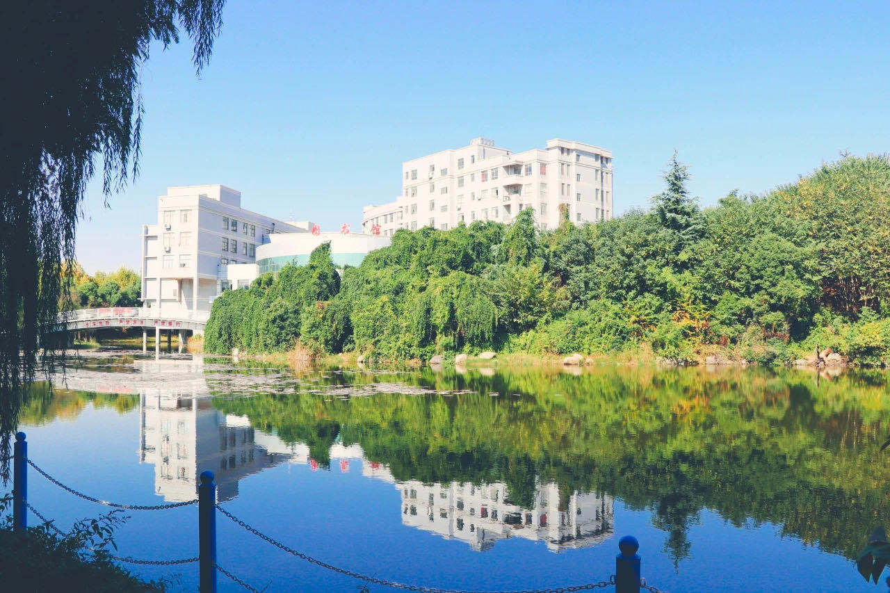 武汉工程大学 风景图片