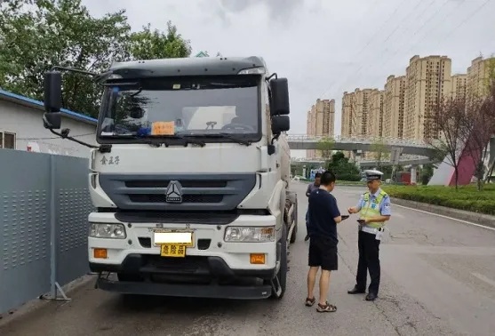 逢五必查！高新区交巡警将严管严查重点交通违法行为！|逢五必查！高新区交巡警将严管严查重点交通违法行为！