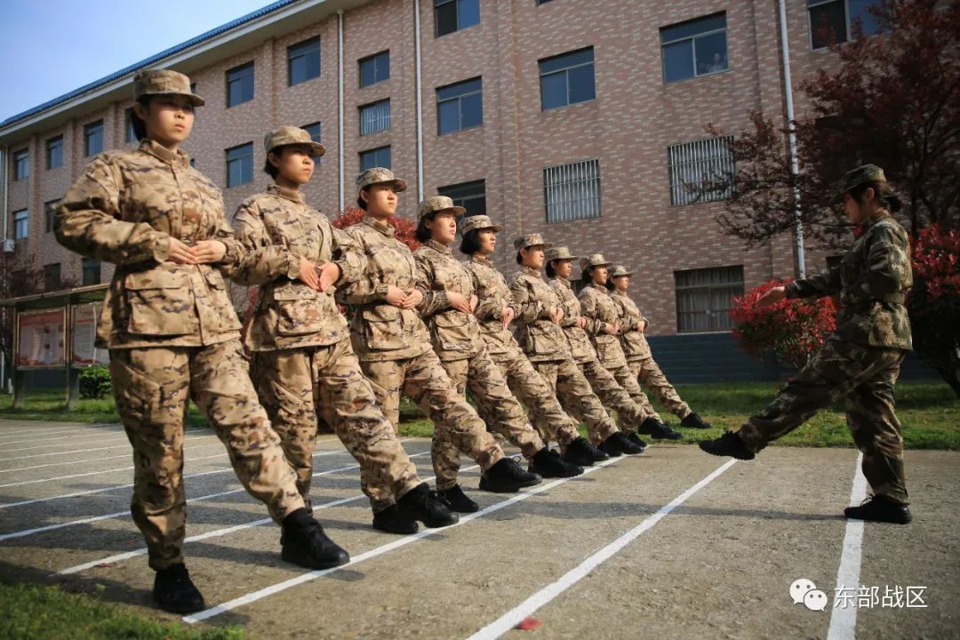 武警女兵的新訓初體驗